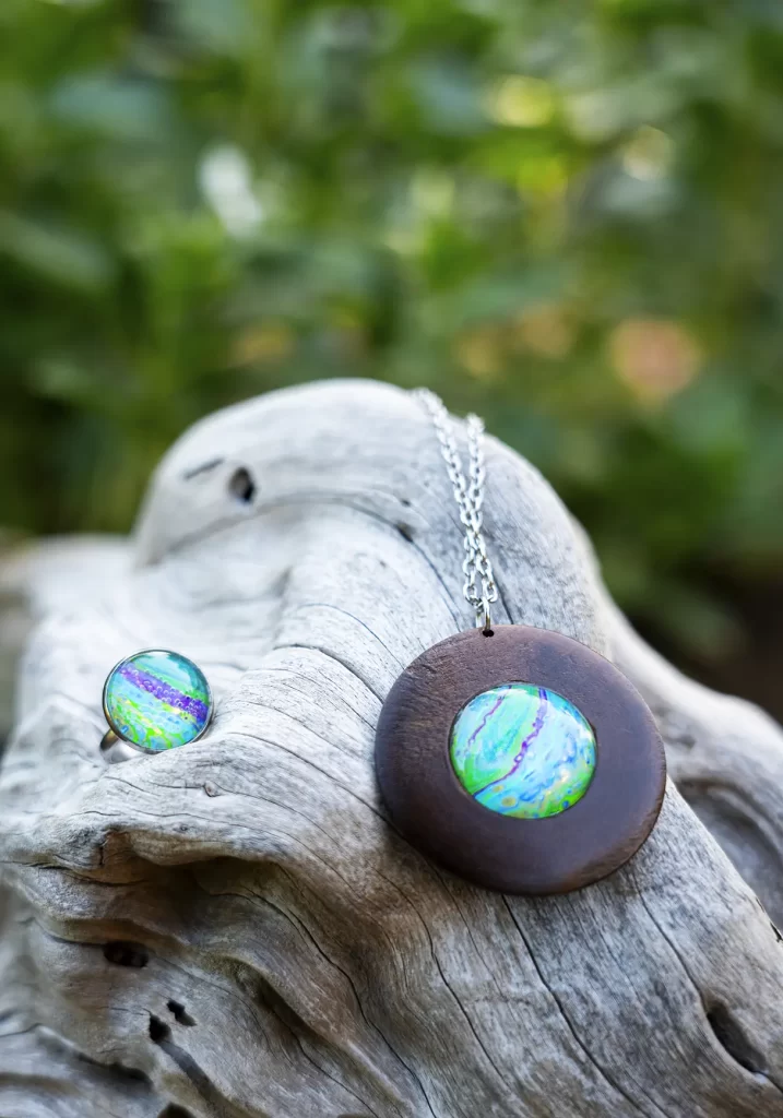 Pouring Art Jewelry